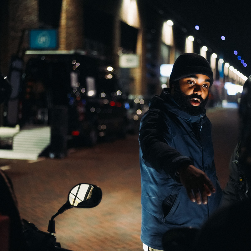 Edson da Conceicao over filmmaken in Spangen en De Bijlmer: "Wat beweegt de bewoners? Dat vind ik interessant"