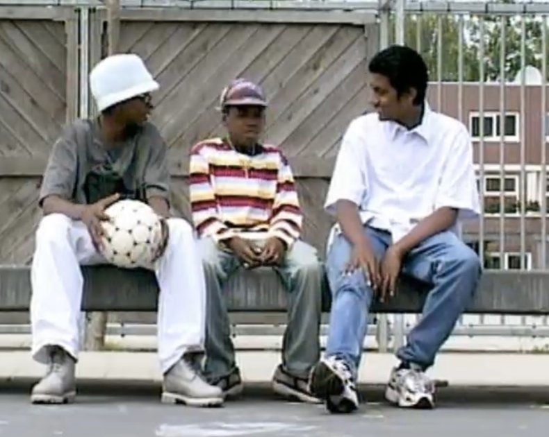 [Meisjes - Menna Laura Meijer (regie) – 2003 –   VPRO (productie)]