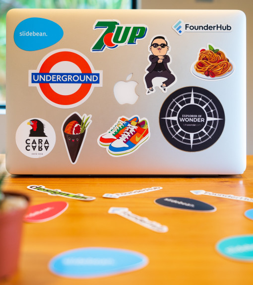 Corporate branding vs Brand identity: is there a difference?